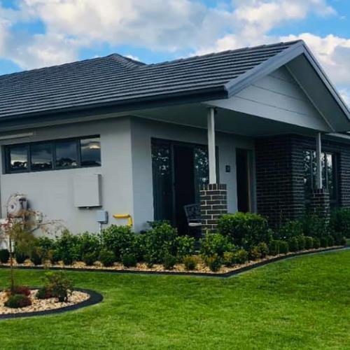 Continuous Concrete Garden Edges